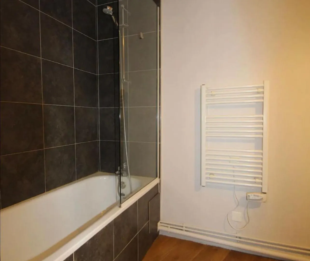 Studio Centre Station Avec Balcon Huez 0*,